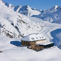 Hotel_Belalp_01.jpg